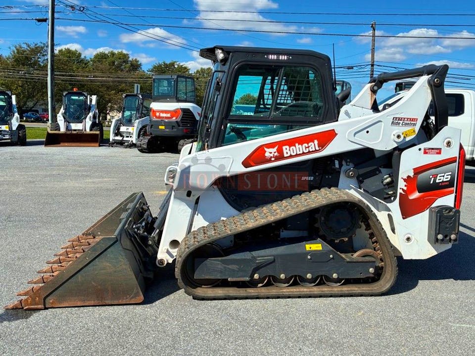 Bobcat T66