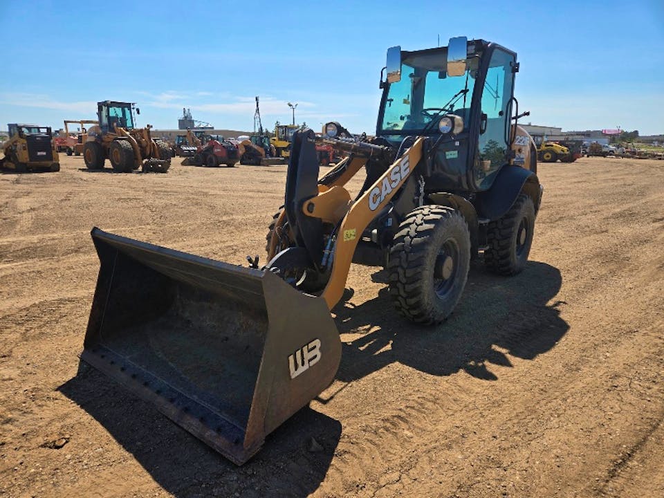 Case 221F HS HIGH SPEED COMPACT