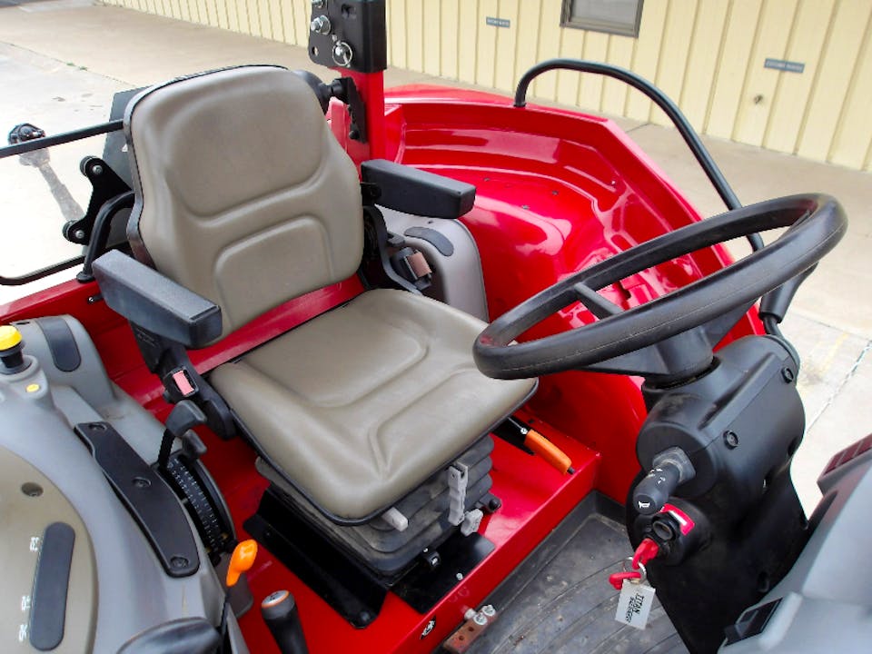Case FARMALL 90C