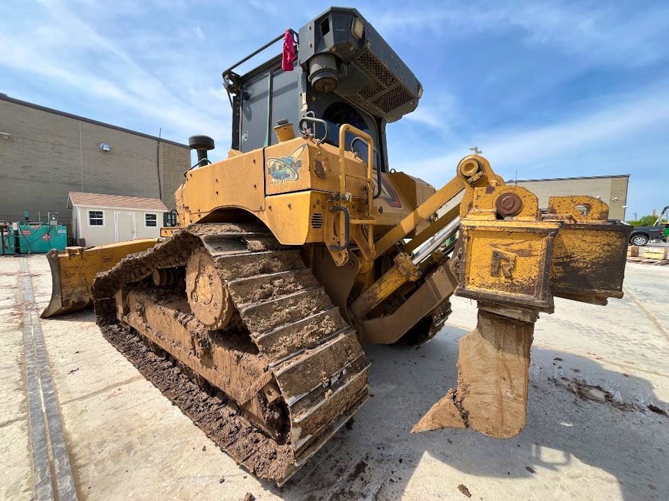 Caterpillar D6XE