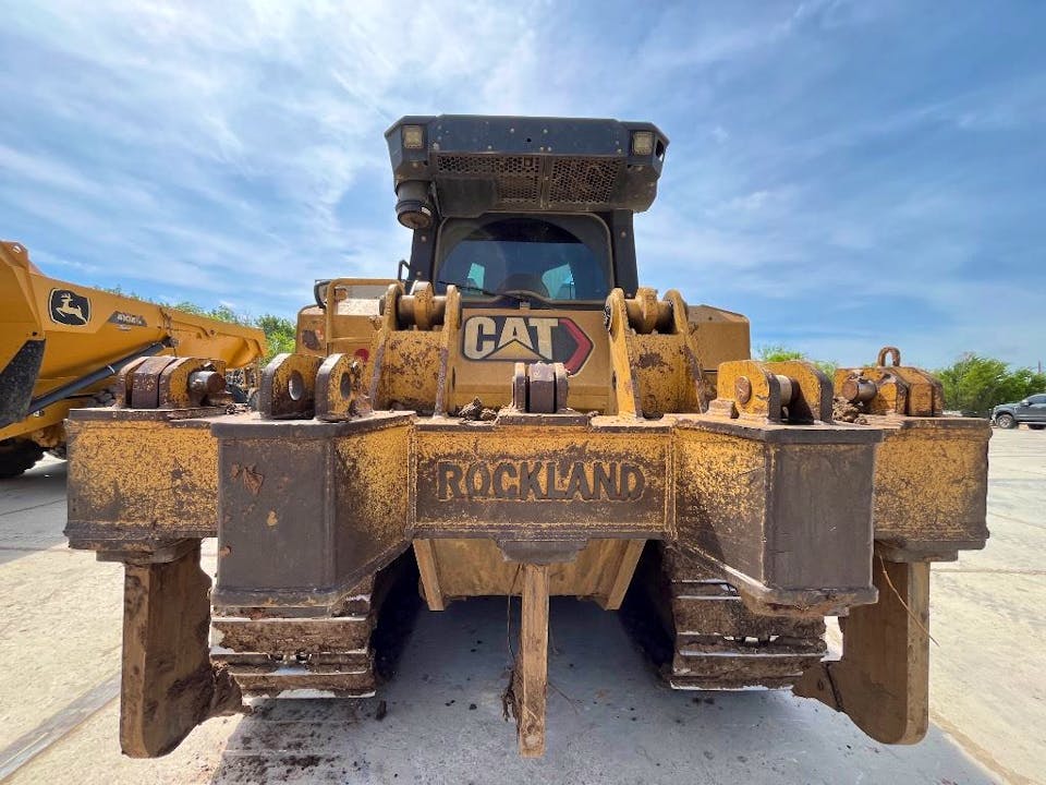 Caterpillar D6XE