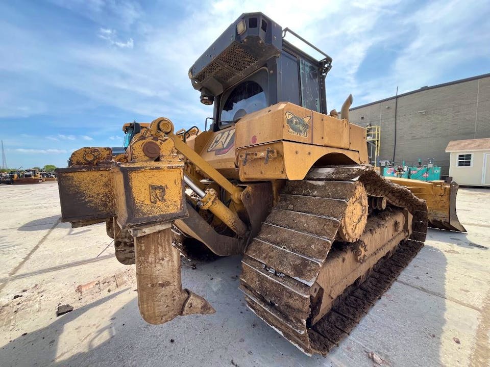 Caterpillar D6XE
