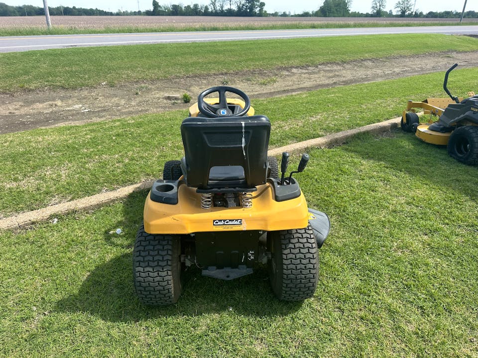Cub Cadet XT1