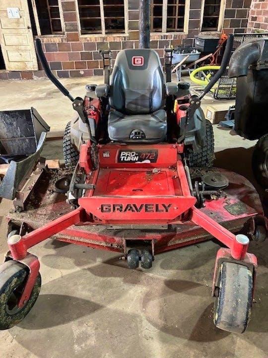Gravely Pro-Turn 472