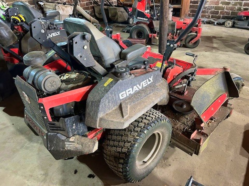 Gravely Pro-Turn 472