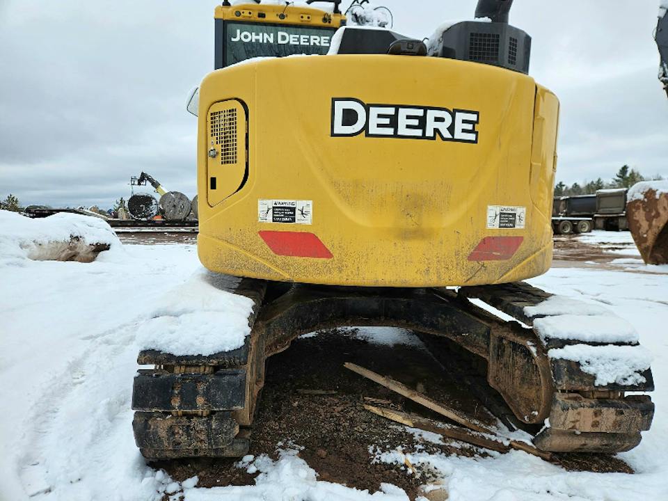 John Deere 135G