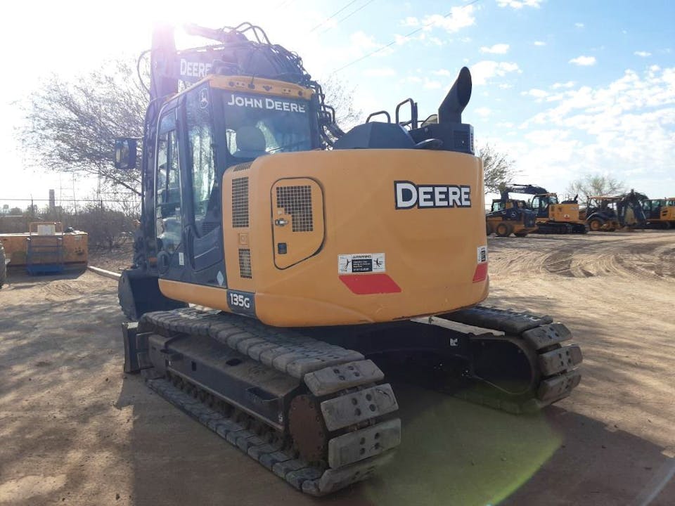John Deere 135G
