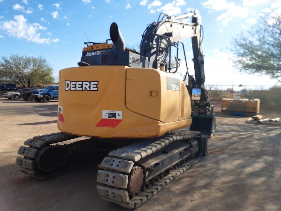 John Deere 135G