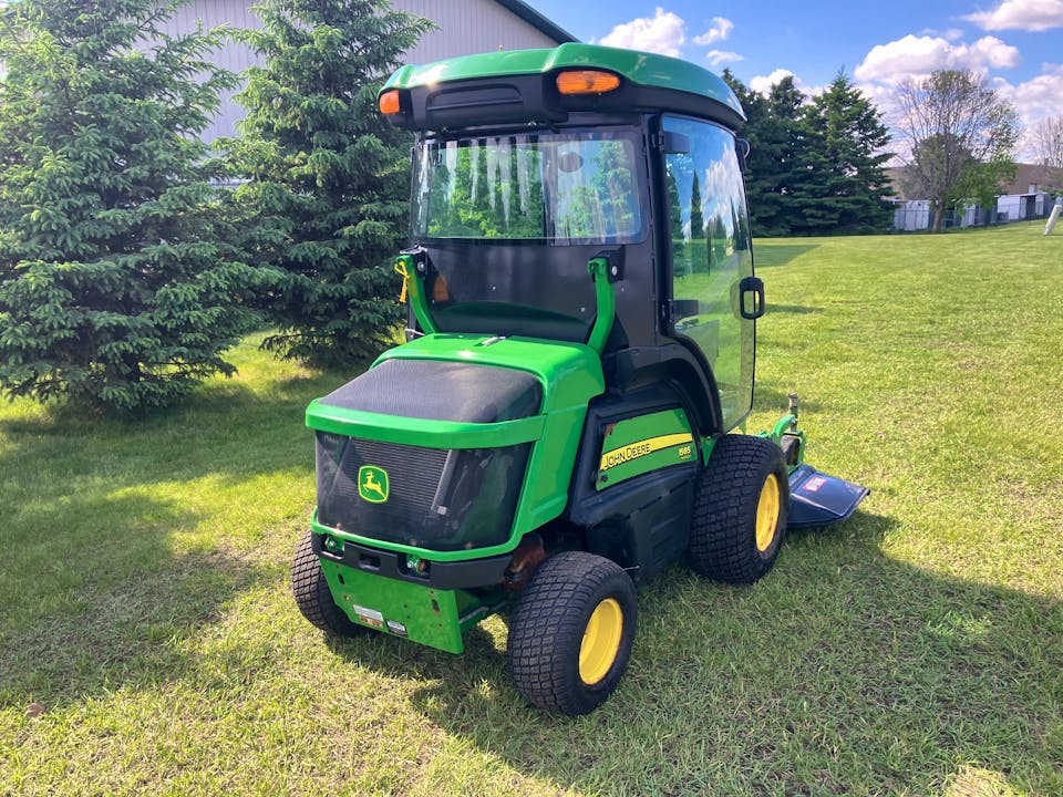 John Deere 1585