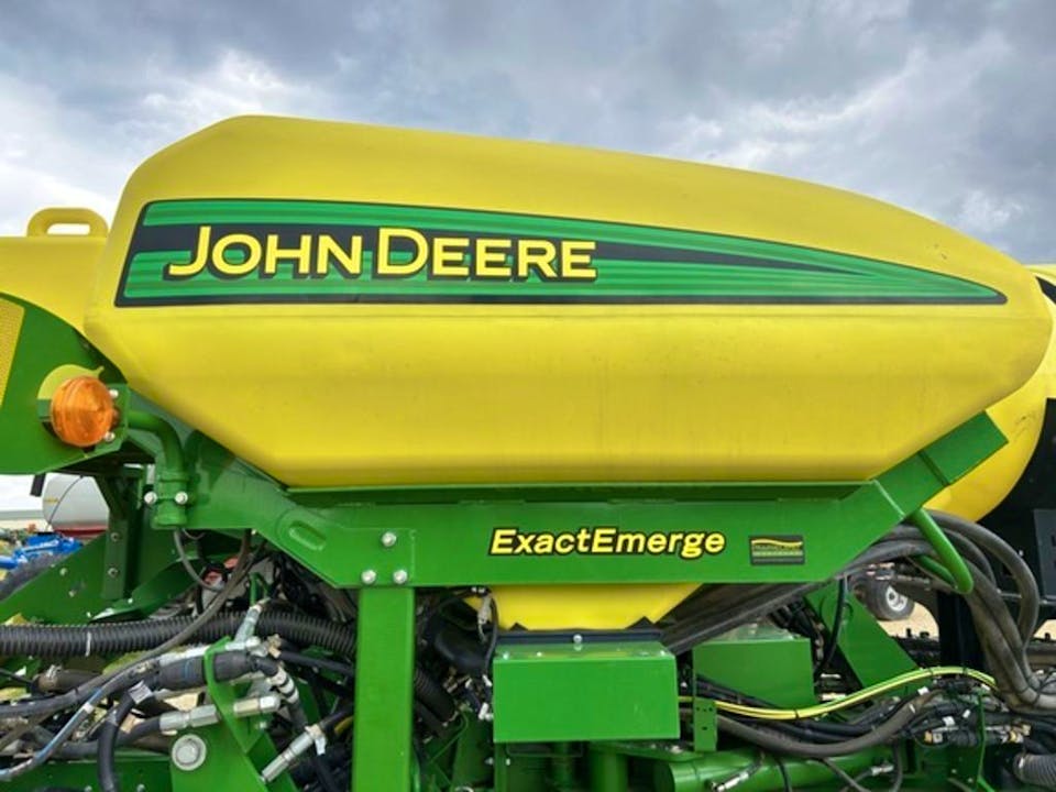 John Deere 1775NT