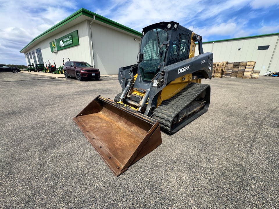 John Deere 333G