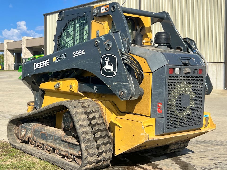 John Deere 333G