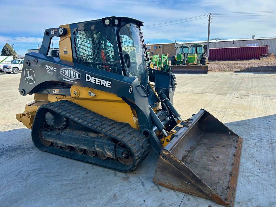 John Deere 333G