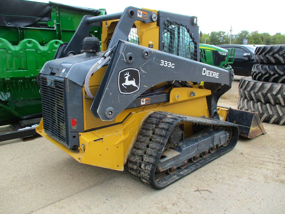 John Deere 333G