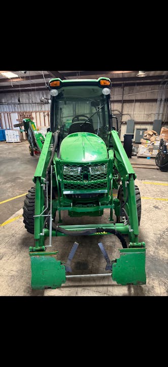 John Deere 4066R