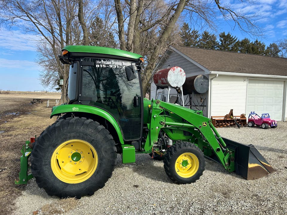 John Deere 4066R