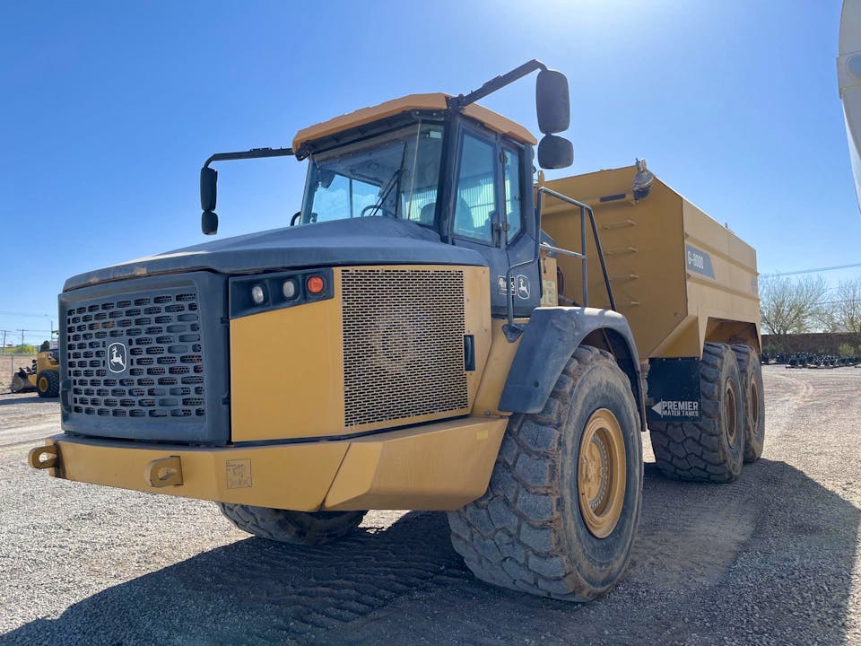 John Deere 460E