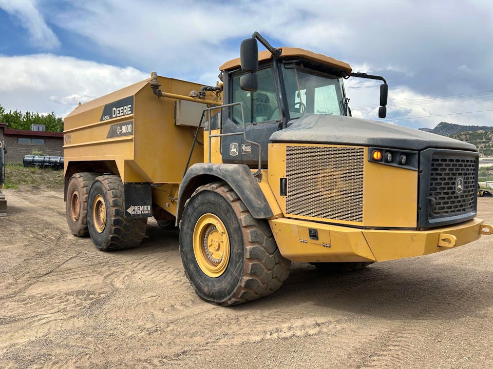 John Deere 460E