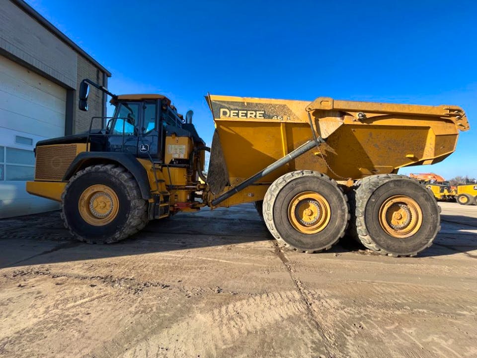 John Deere 460E