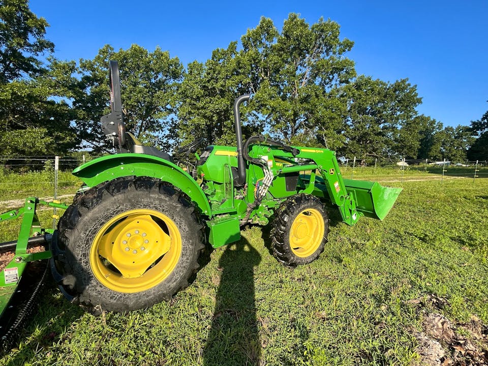 John Deere 5045E