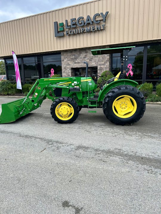 John Deere 5075E