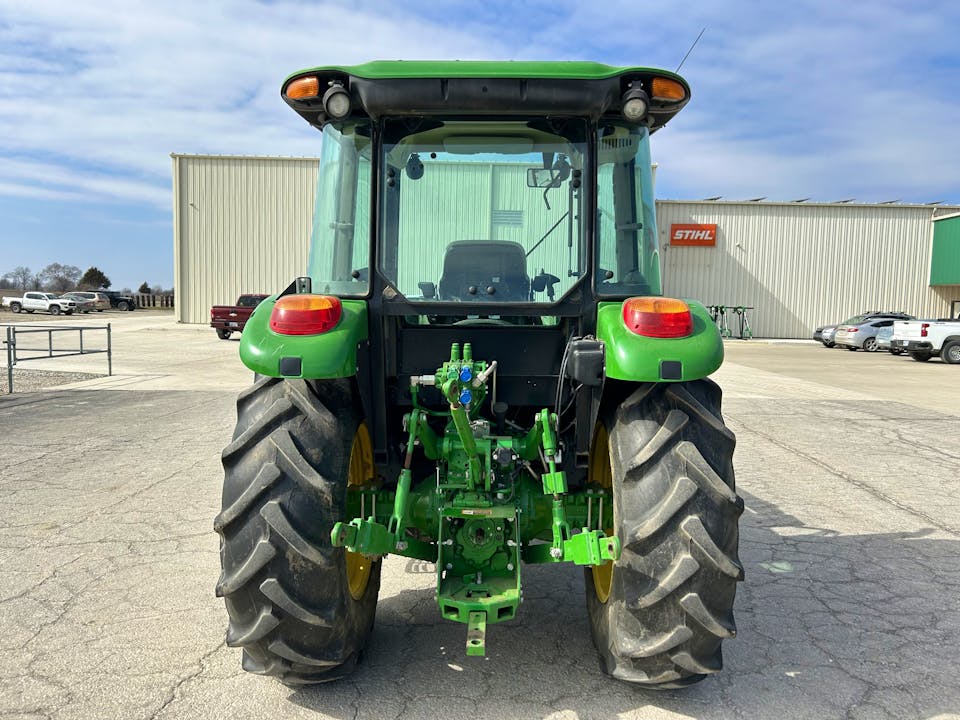 John Deere 5100E