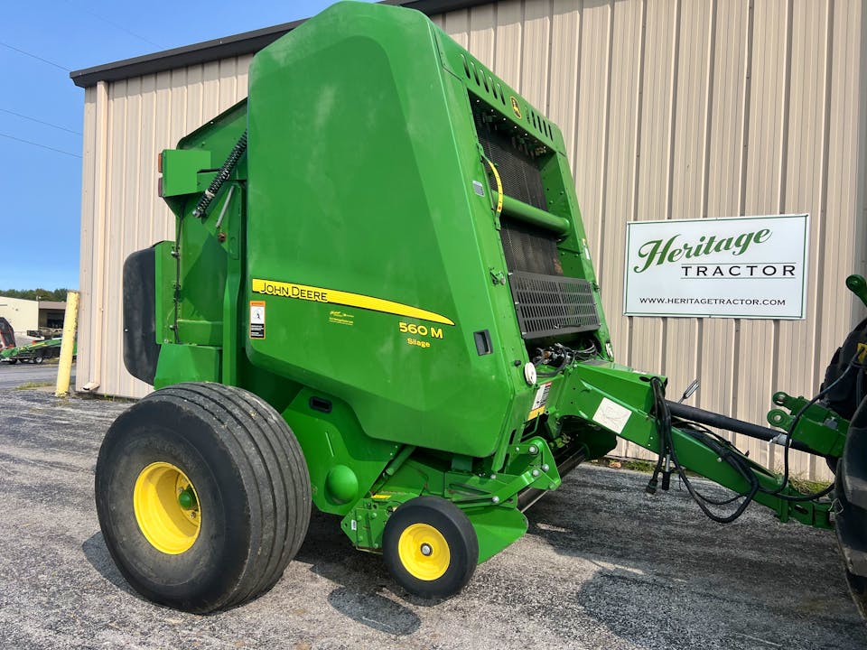 John Deere 560M