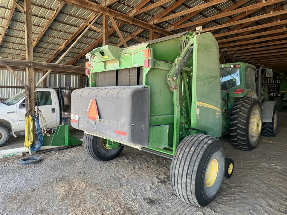 John Deere 560R