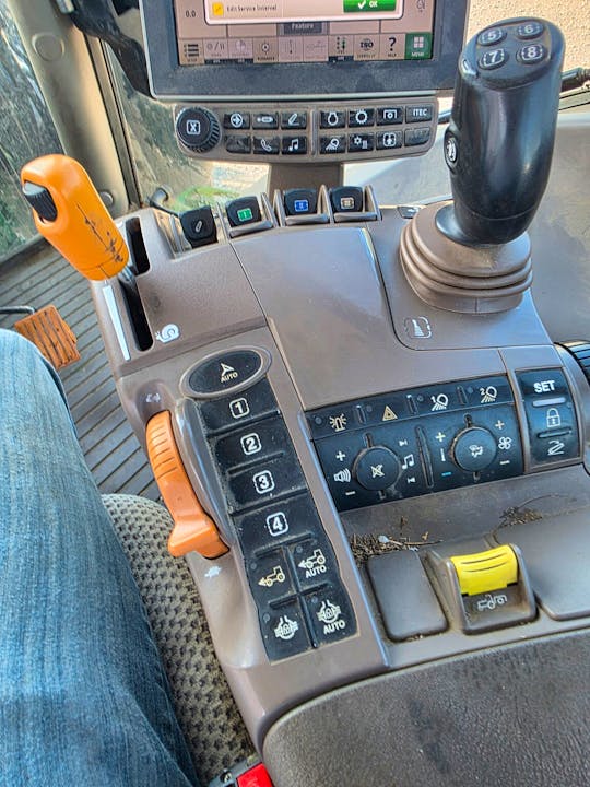 John Deere 6155R