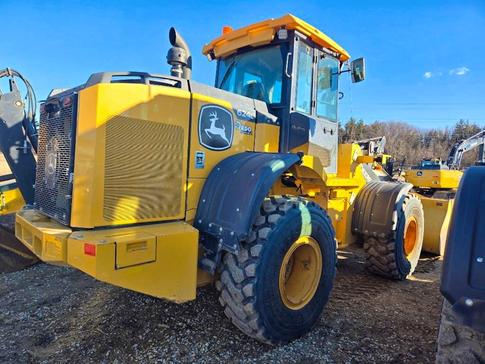 John Deere 624L