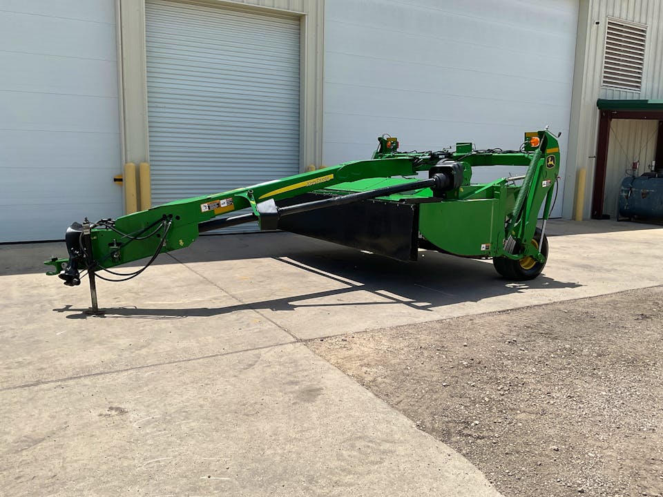 John Deere 635