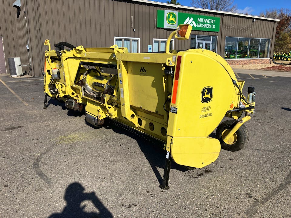 John Deere 659
