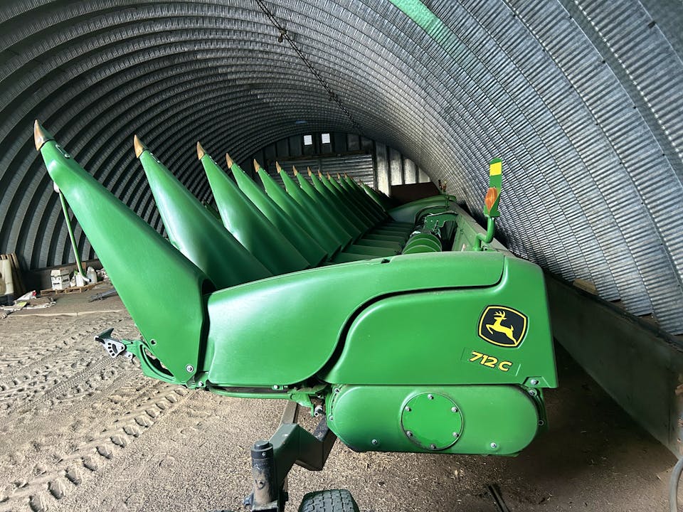 John Deere 712C