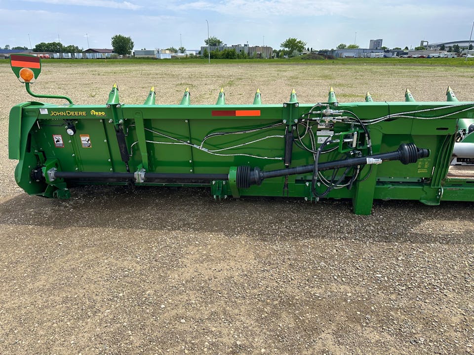 John Deere 718C
