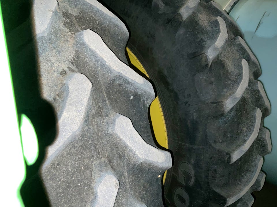 John Deere 8245R