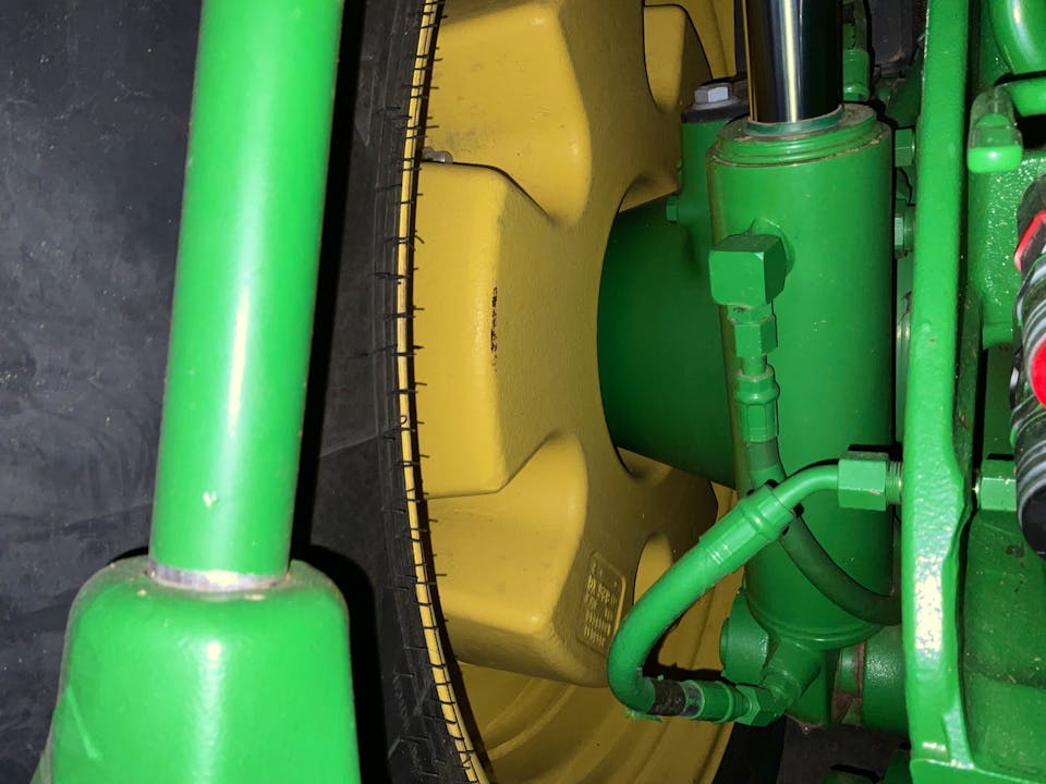 John Deere 8245R