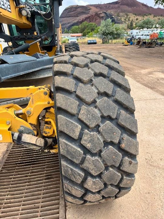 John Deere 872G