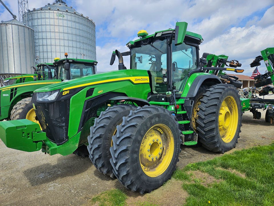 John Deere 8R 410