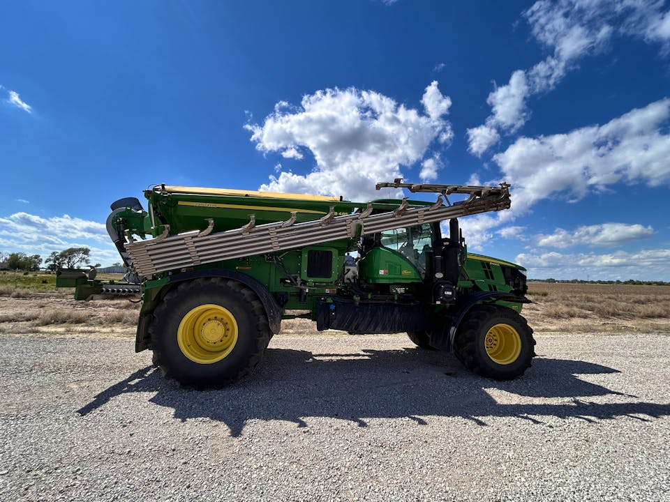 John Deere F4365