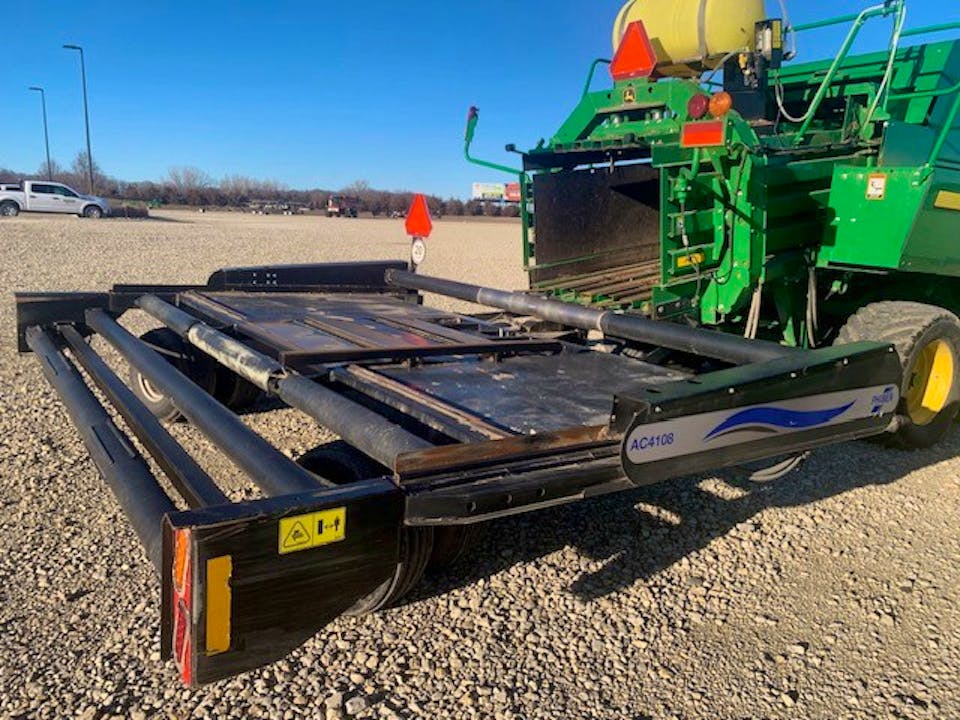 John Deere L341
