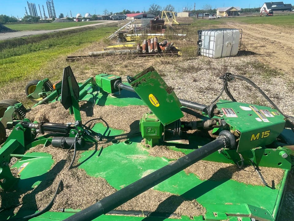 John Deere M15