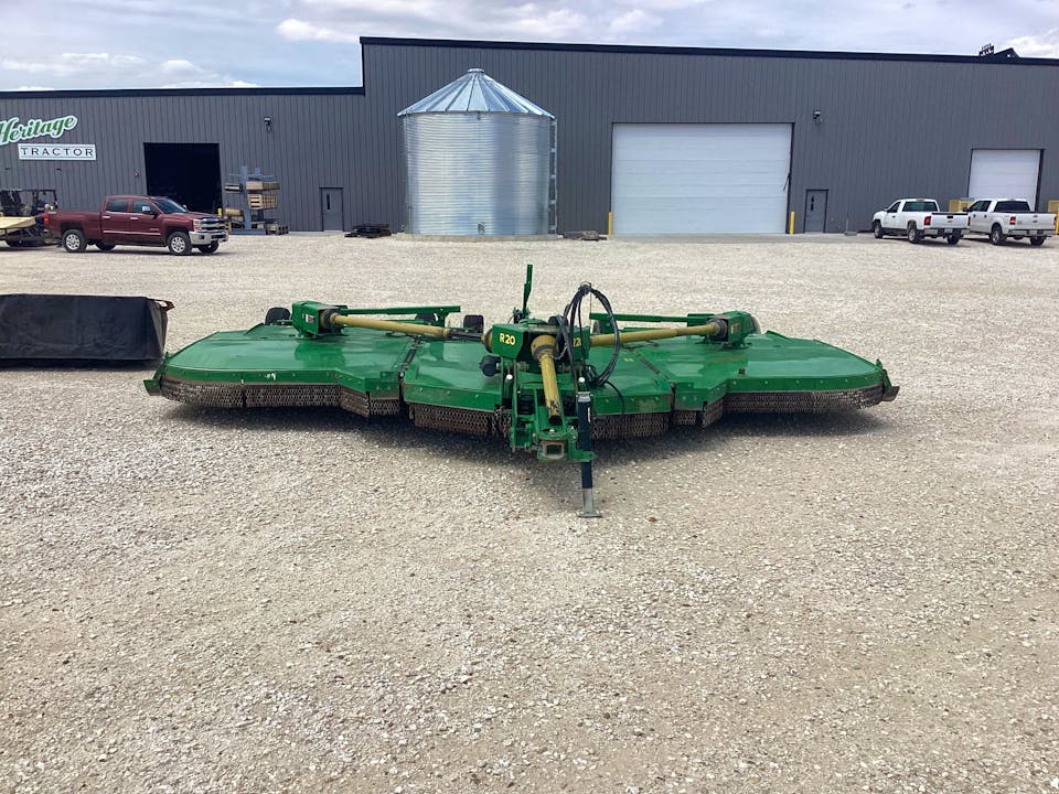 John Deere R20