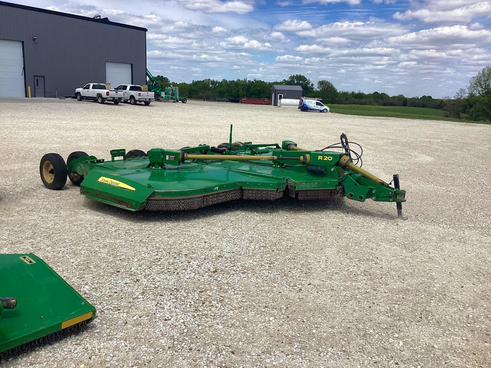 John Deere R20