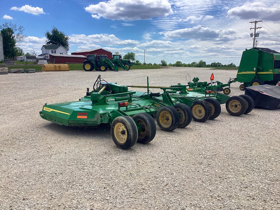 John Deere R20