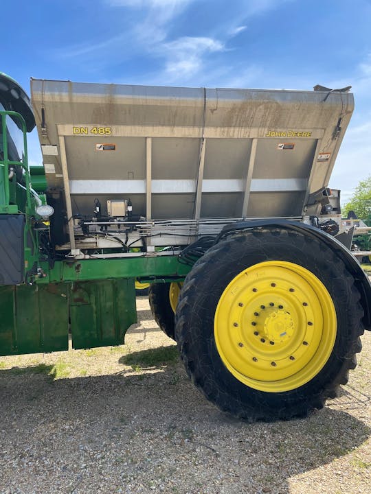 John Deere R4045