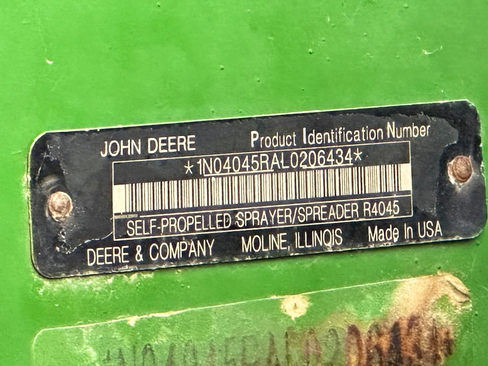 John Deere R4045