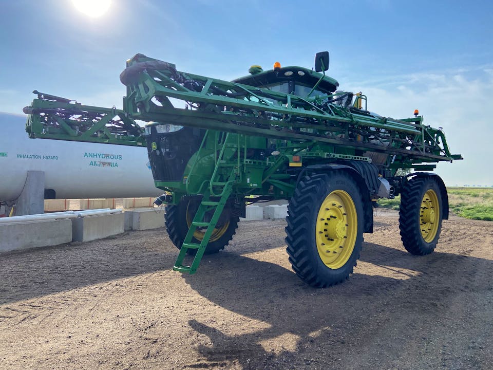 John Deere R4060