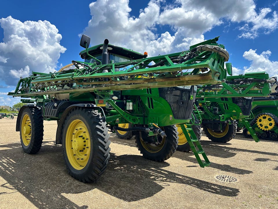 John Deere R4060