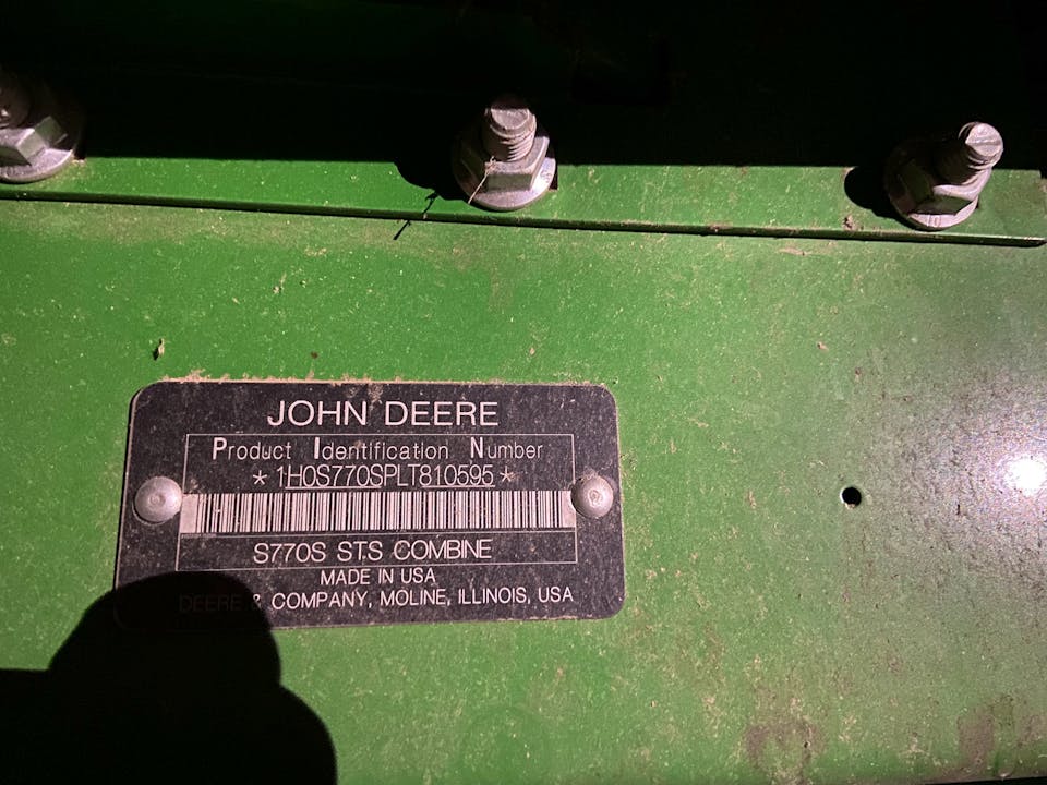 John Deere S770