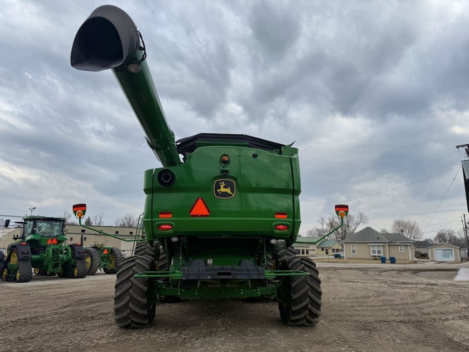 John Deere S780
